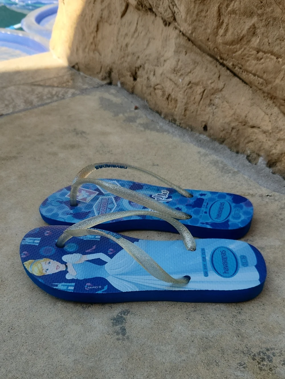 Havaianas Disney Cinderella Flip Flops Blue Glitter Straps Size 3/4 Kids Girls